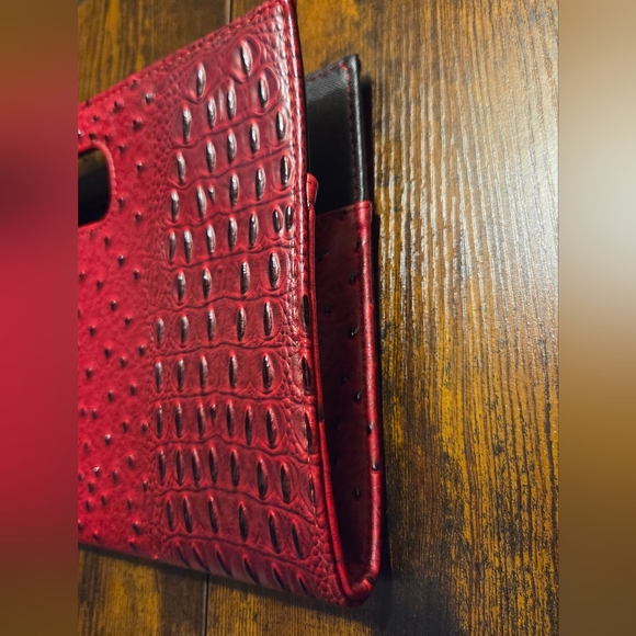 Red Leather | Ostrich Printed Clutch Unbranded 15 × 9